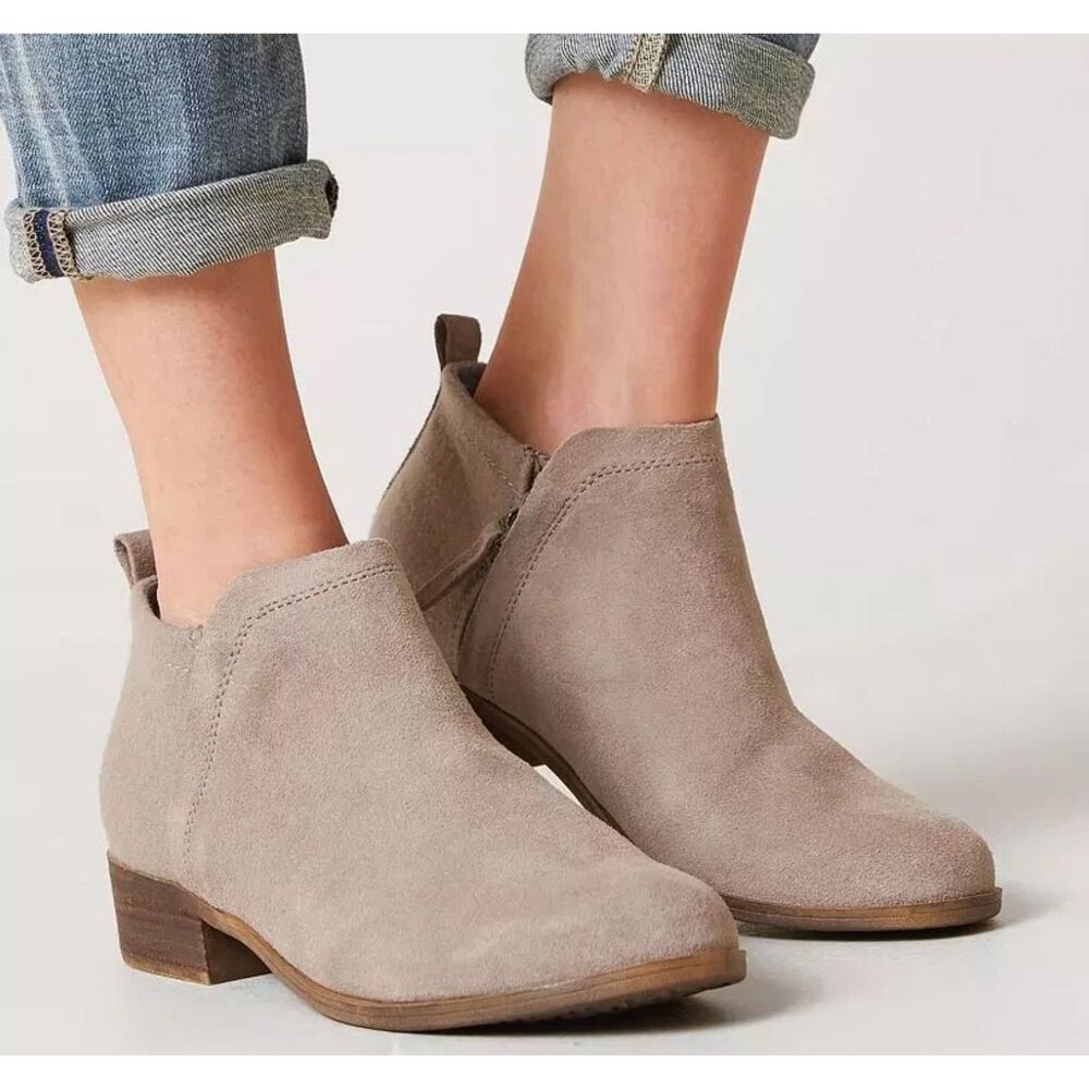 TOMS Deia Suede Ankle Boot Desert Taupe Size 8.5
